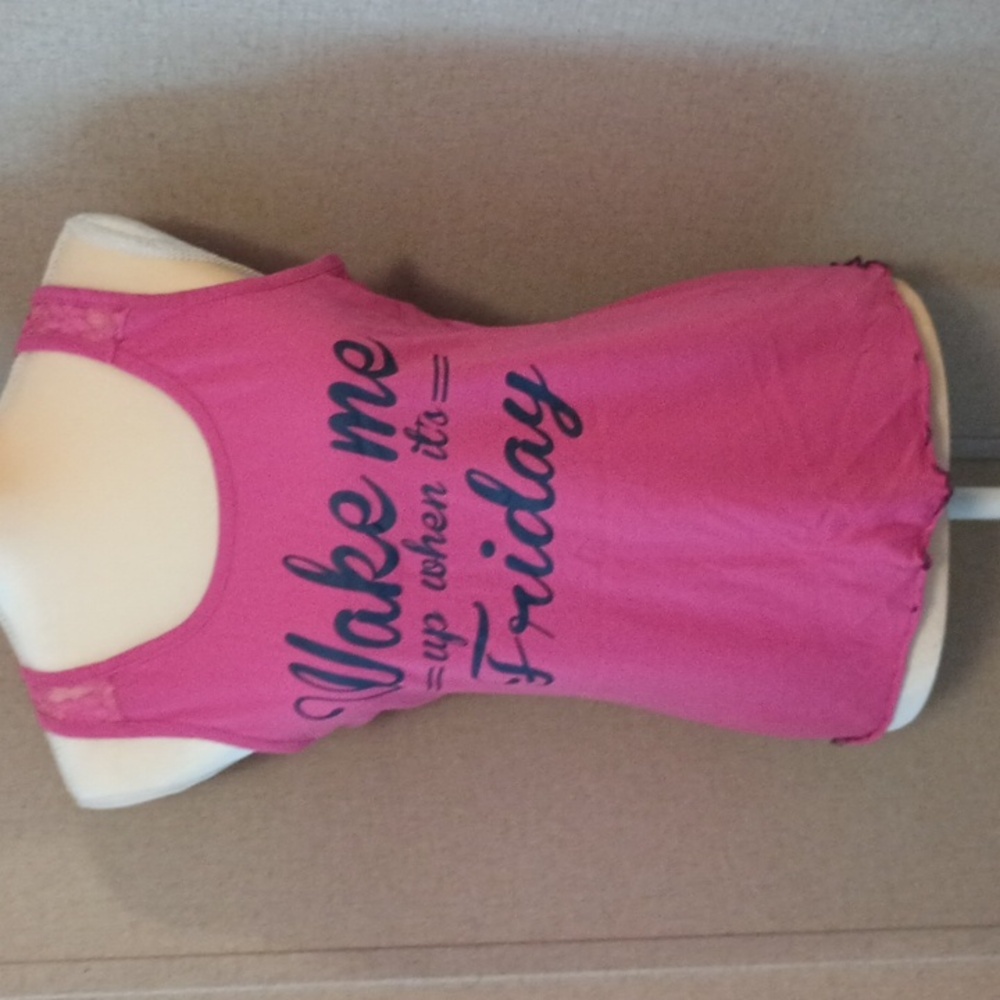 5/$20 Bobby Brooks Small pink pajama shirt